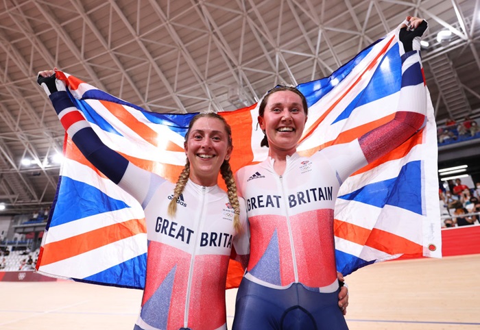 British cycling athletes celebrate