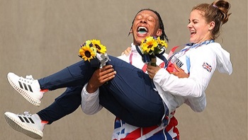 GB team celebrating