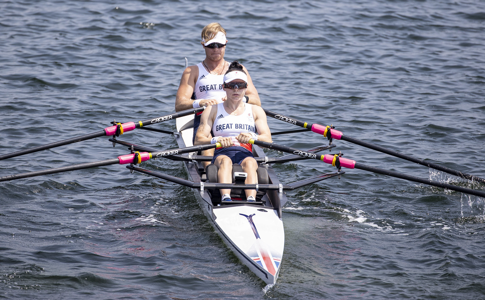 Laurence Whiteley and Lauren Rowles rowing at the Tokyo Paralympic Games
