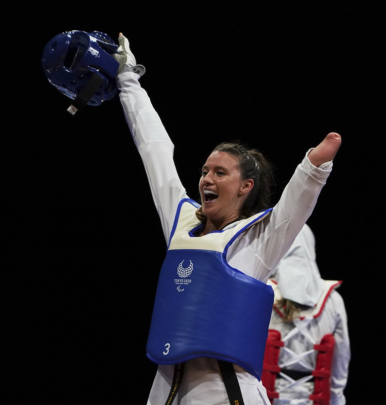 Amy Trusdale celebrates bronze medal at Tokyo Paralympic Games 