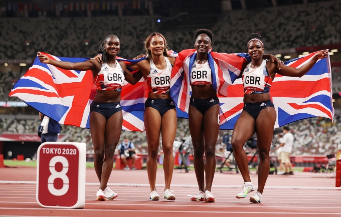 The British women's 4x100m relay team celebrate at Tokyo 2020