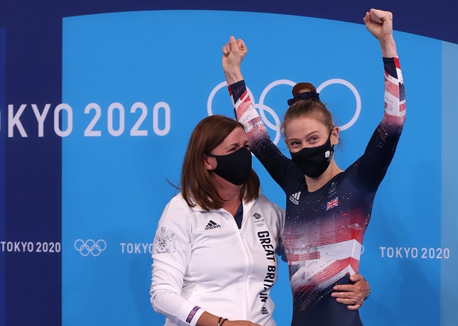 Tracey celebrating with Bryony Page at the Tokyo Olympics
