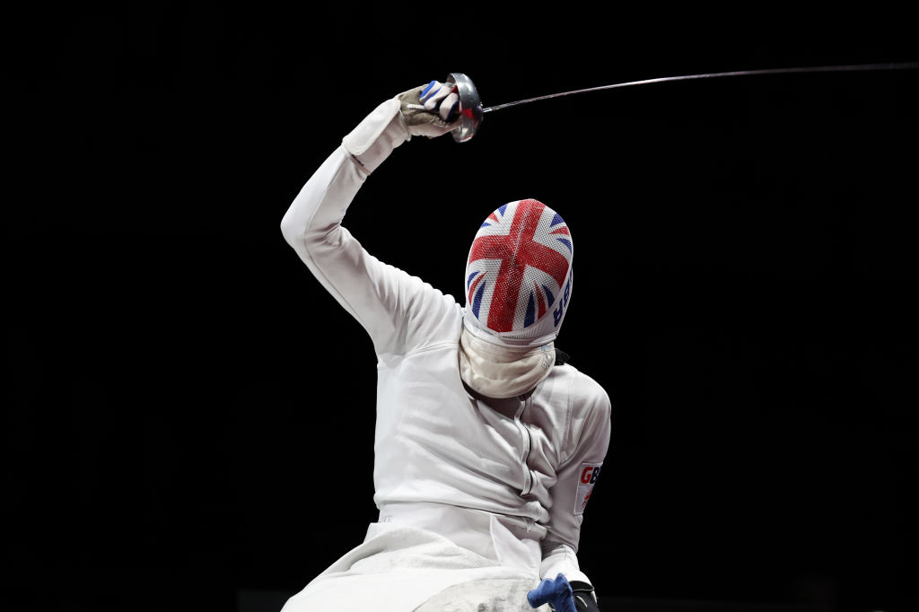 Peirs Gilliver celebrating a point in the wheelchair fencing at the Tokyo Paralympics